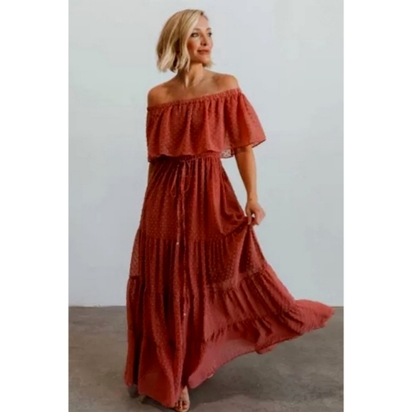 LAST ONE! Plus Size VIVIAN Off The Shoulder Burgundy Ruffle Dress - Picture 4 of 7
